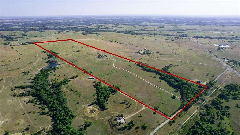 140.2 Acres of Land with Home for Sale in Decatur, Texas