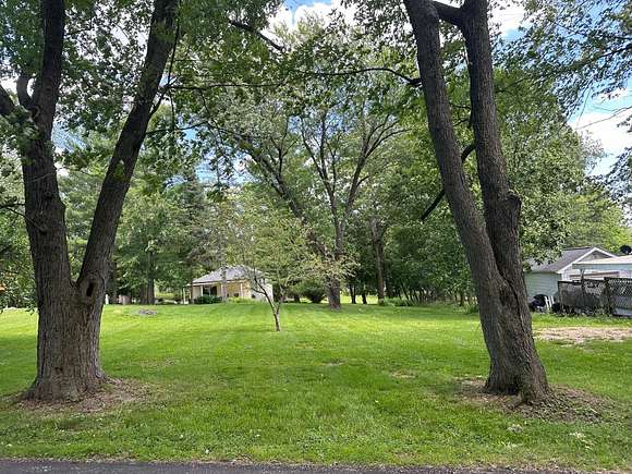 0.23 Acres of Residential Land for Sale in Lake Geneva, Wisconsin