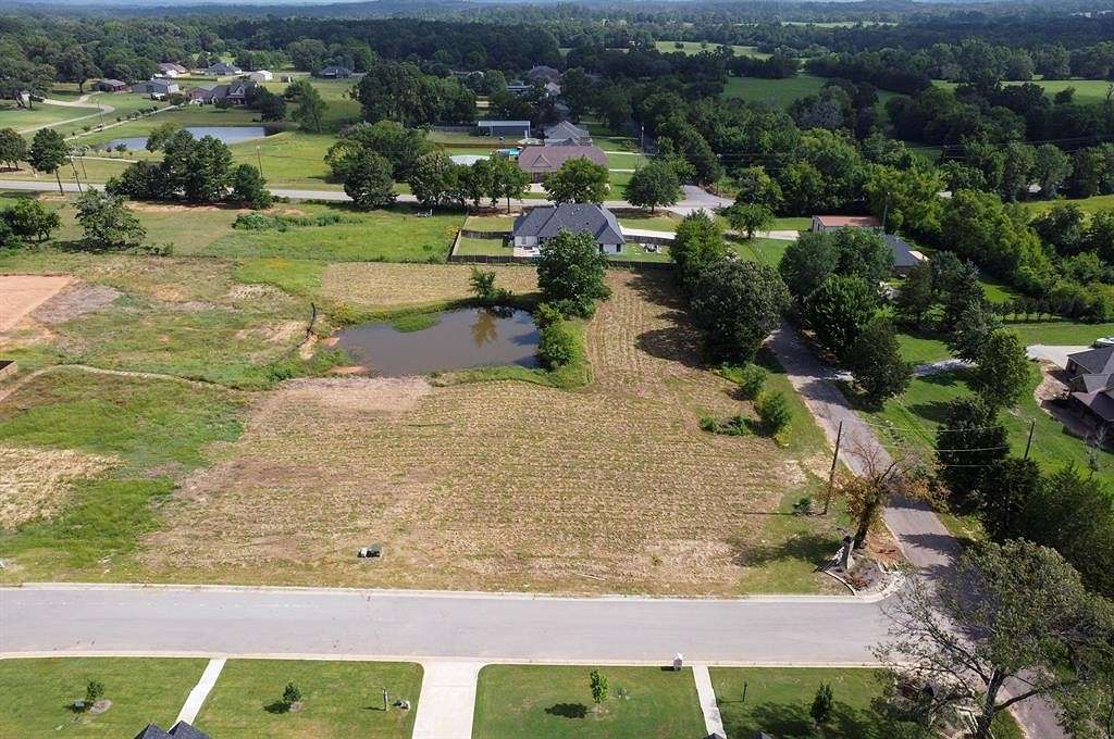 1.402 Acres of Residential Land for Sale in Flint, Texas