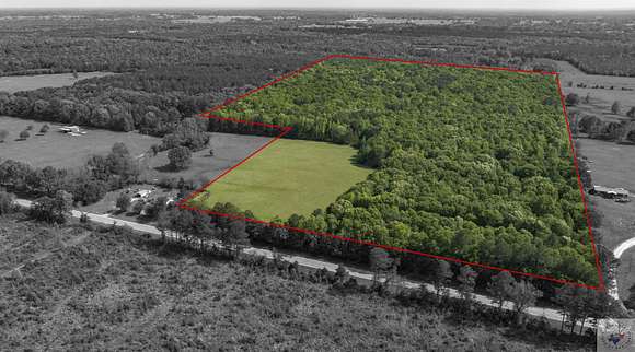 51.2 Acres of Recreational Land & Farm for Sale in De Kalb, Texas