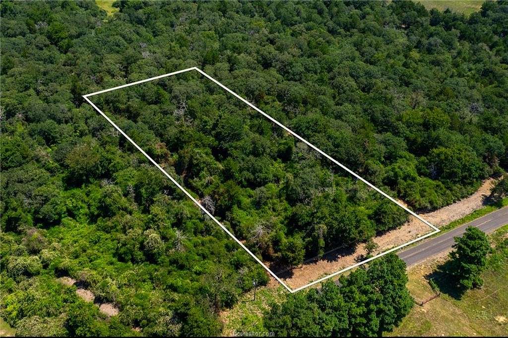 1.79 Acres of Residential Land for Sale in Franklin, Texas