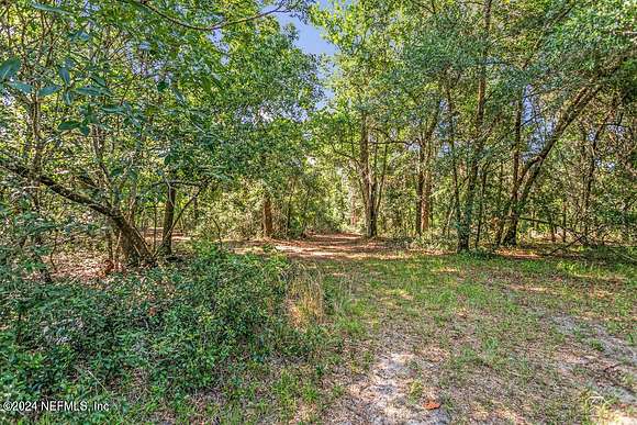 9.08 Acres of Land for Sale in Interlachen, Florida