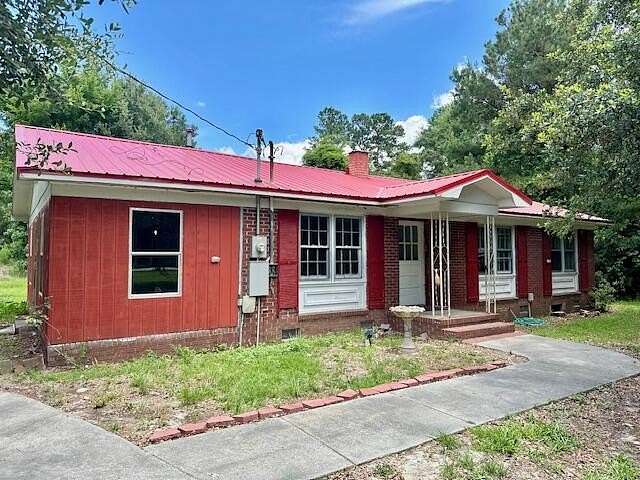 3.8 Acres of Residential Land with Home for Sale in Walterboro, South Carolina