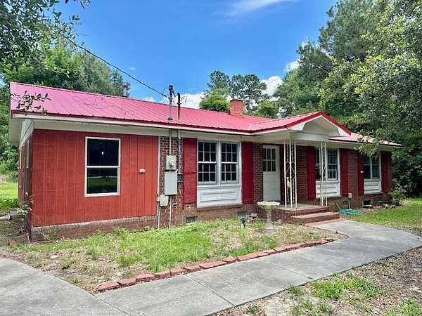 3.8 Acres of Residential Land with Home for Sale in Walterboro, South Carolina