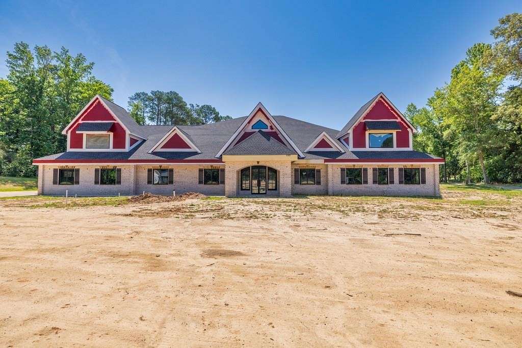 10.58 Acres of Land with Home for Sale in Loganville, Georgia