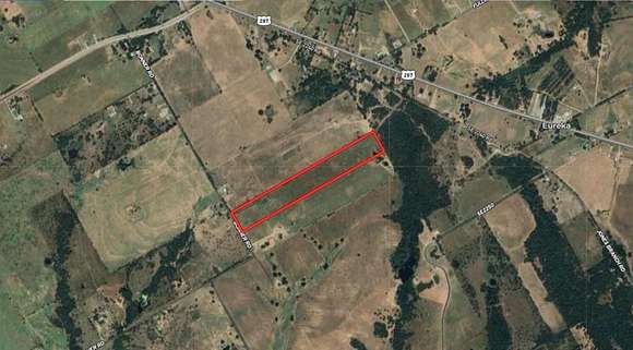 25 Acres of Agricultural Land for Sale in Corsicana, Texas