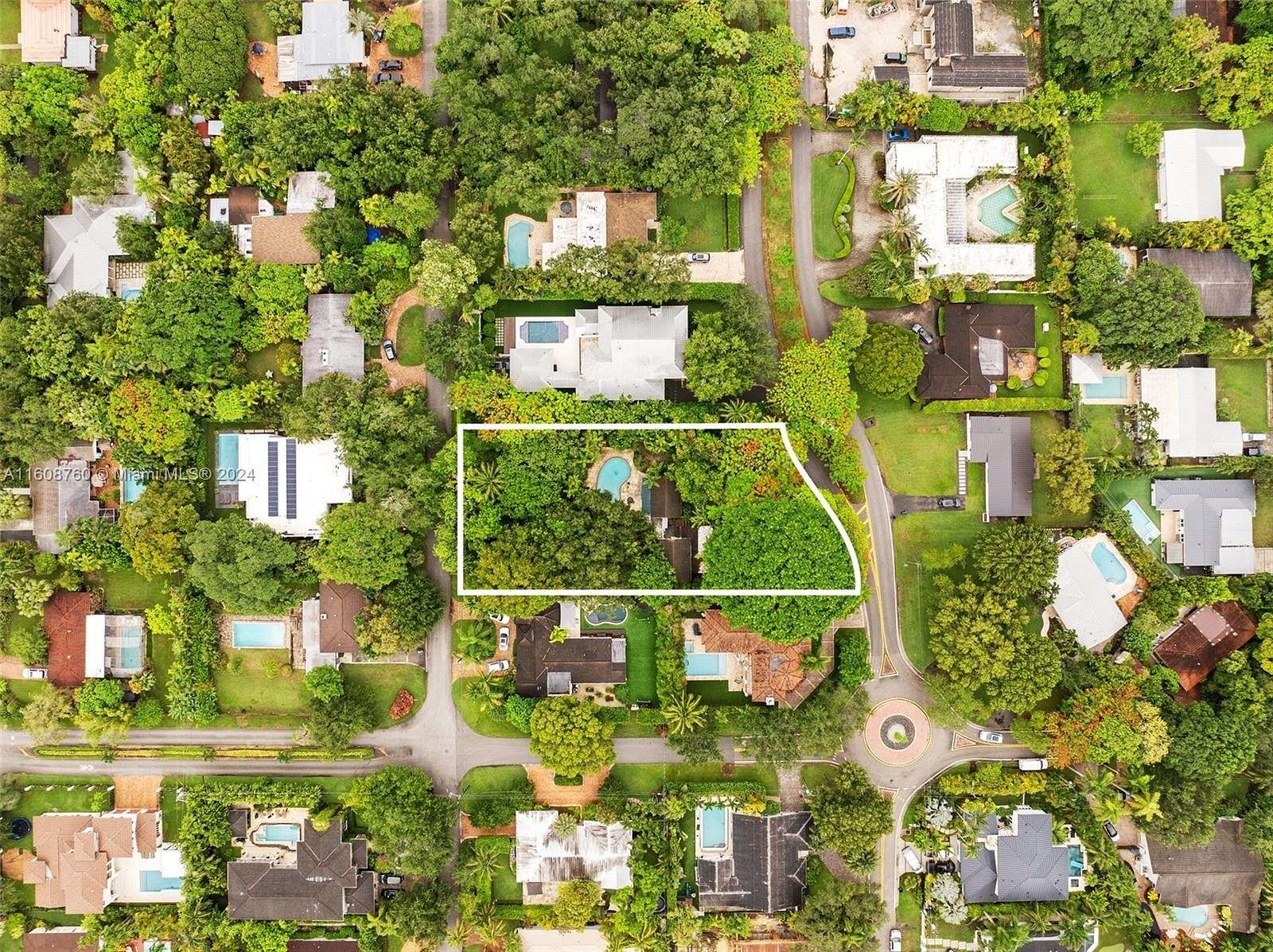 0.6 Acres of Residential Land for Sale in South Miami, Florida