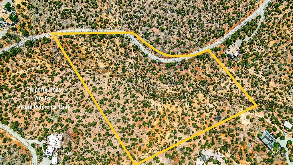 8.64 Acres of Residential Land for Sale in Santa Fe, New Mexico