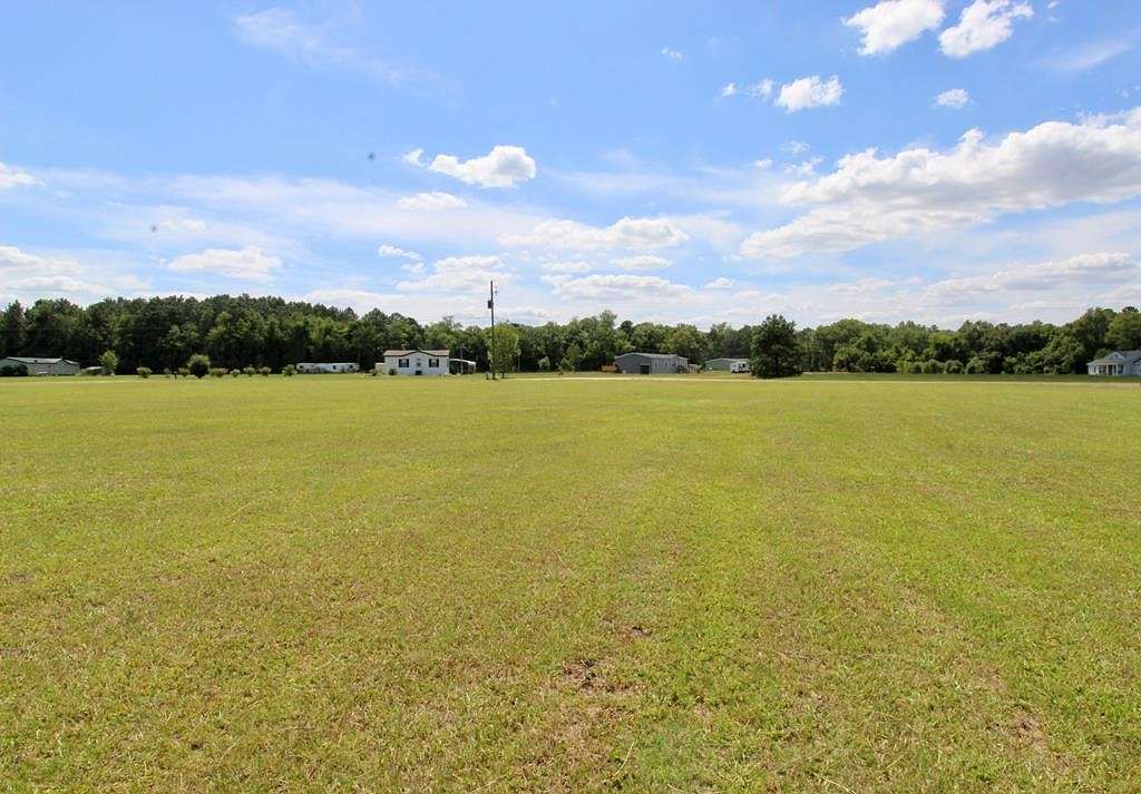 1.17 Acres of Residential Land for Sale in Hahira, Georgia