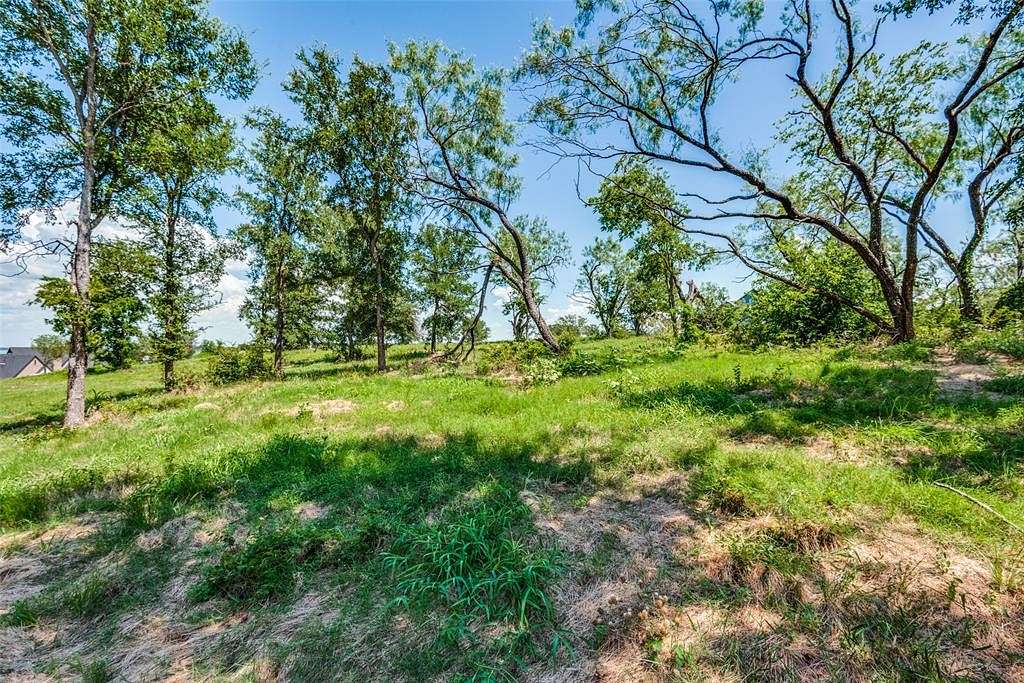 1.037 Acres of Residential Land for Sale in Corsicana, Texas