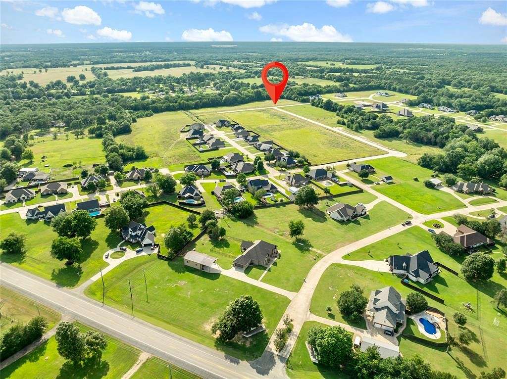 1.56 Acres of Residential Land for Sale in Paris, Texas