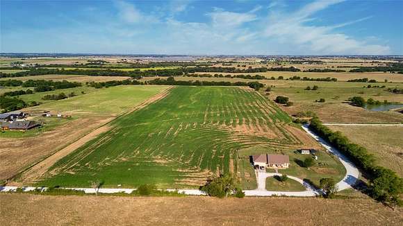 14 Acres of Agricultural Land for Sale in Gainesville, Texas