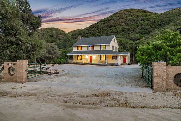 7.5 Acres of Land with Home for Sale in Leona Valley, California