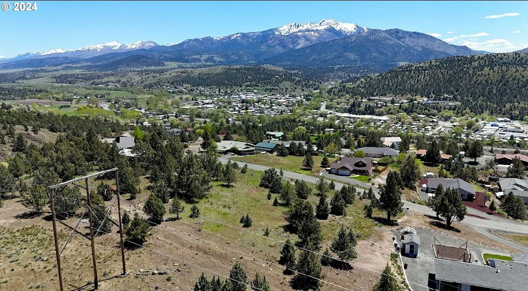 2.14 Acres of Residential Land for Sale in John Day, Oregon