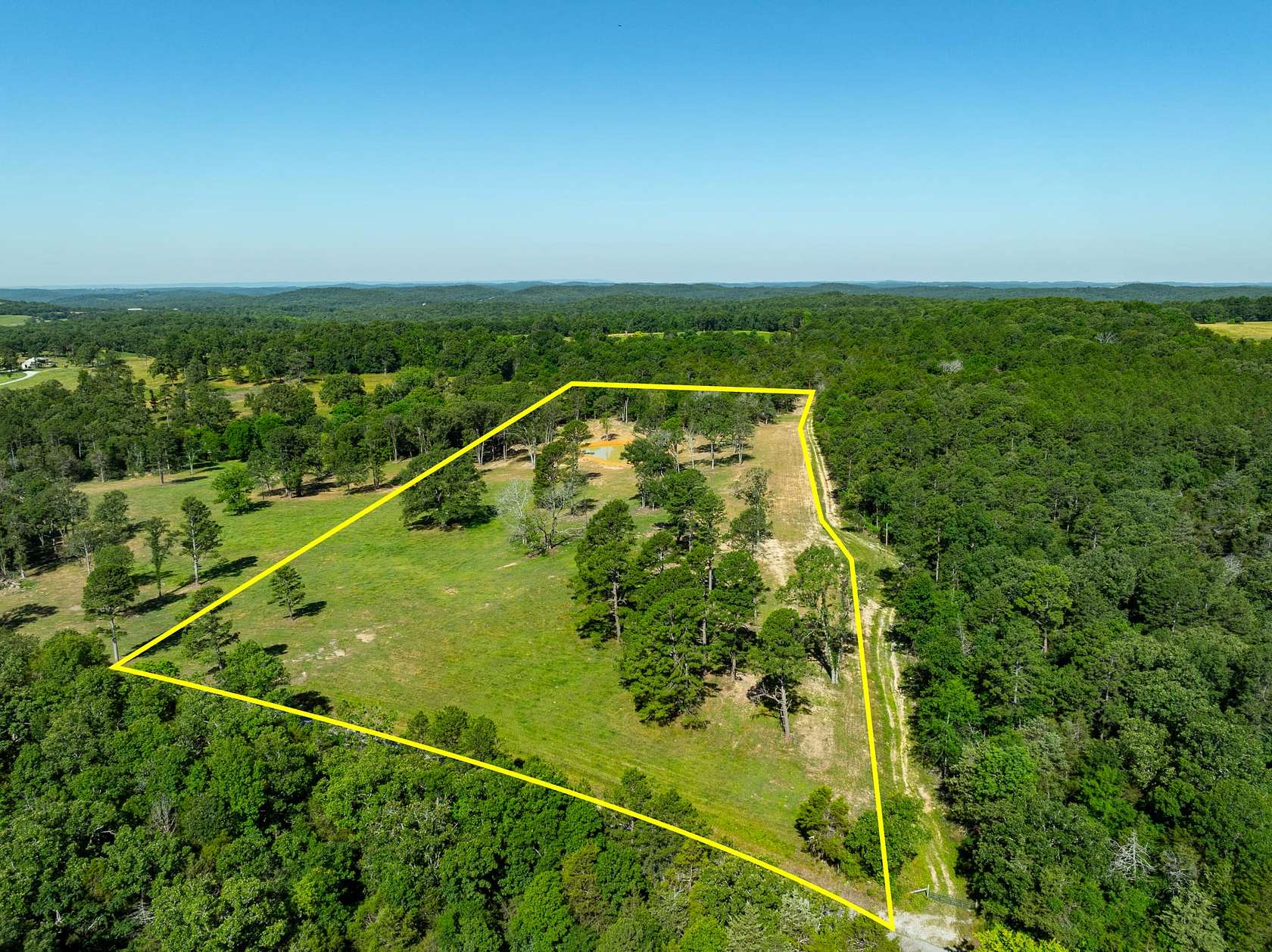 15 Acres of Land for Sale in Cave City, Arkansas
