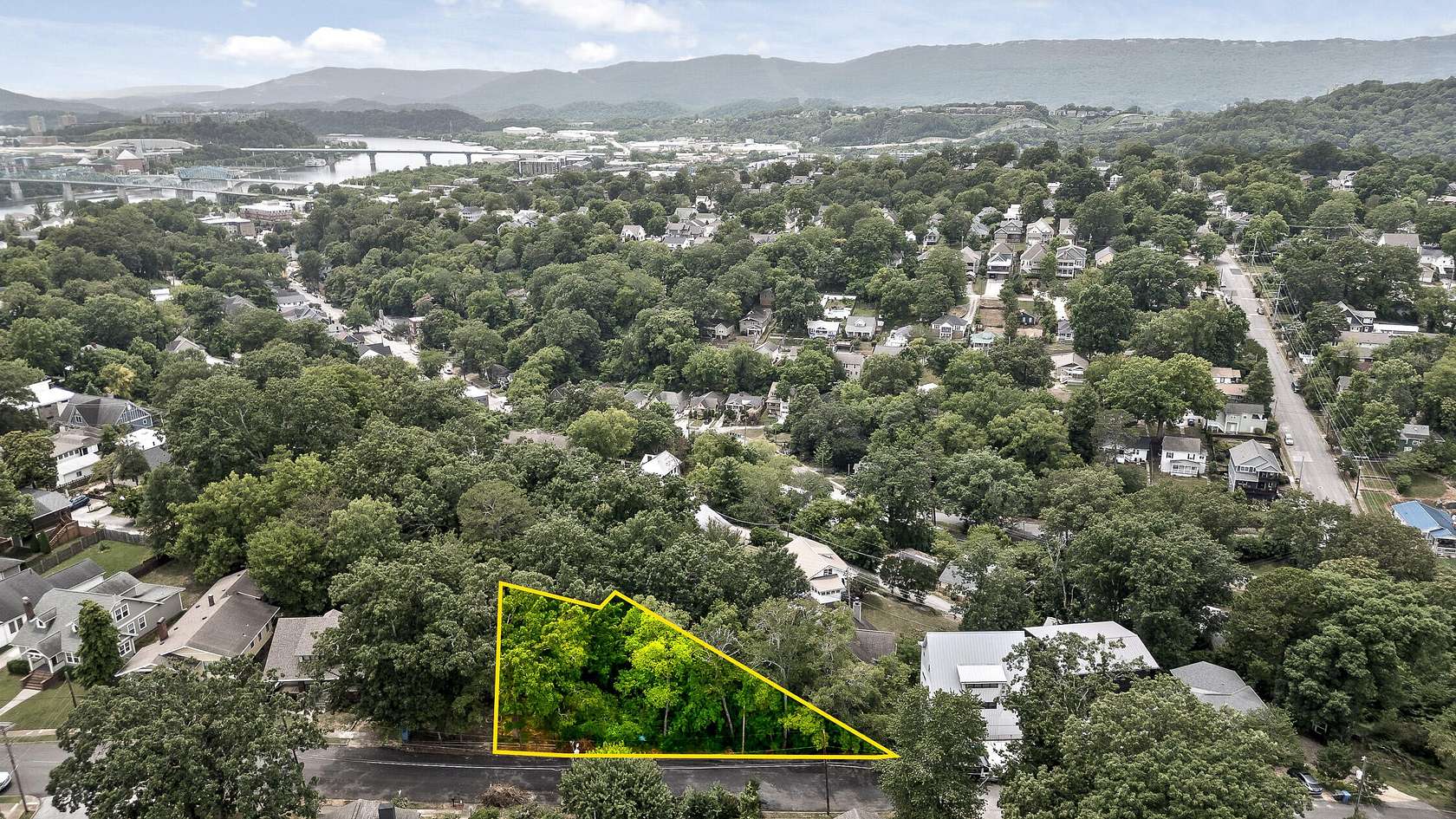0.09 Acres of Residential Land for Sale in Chattanooga, Tennessee