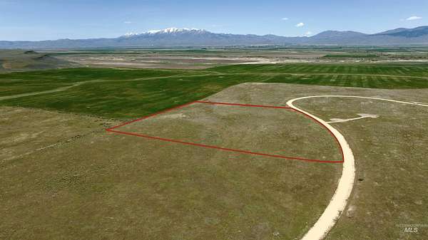 8.84 Acres of Residential Land for Sale in Fairfield, Idaho