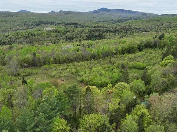 402 Acres of Recreational Land for Sale in Newark Town, Vermont
