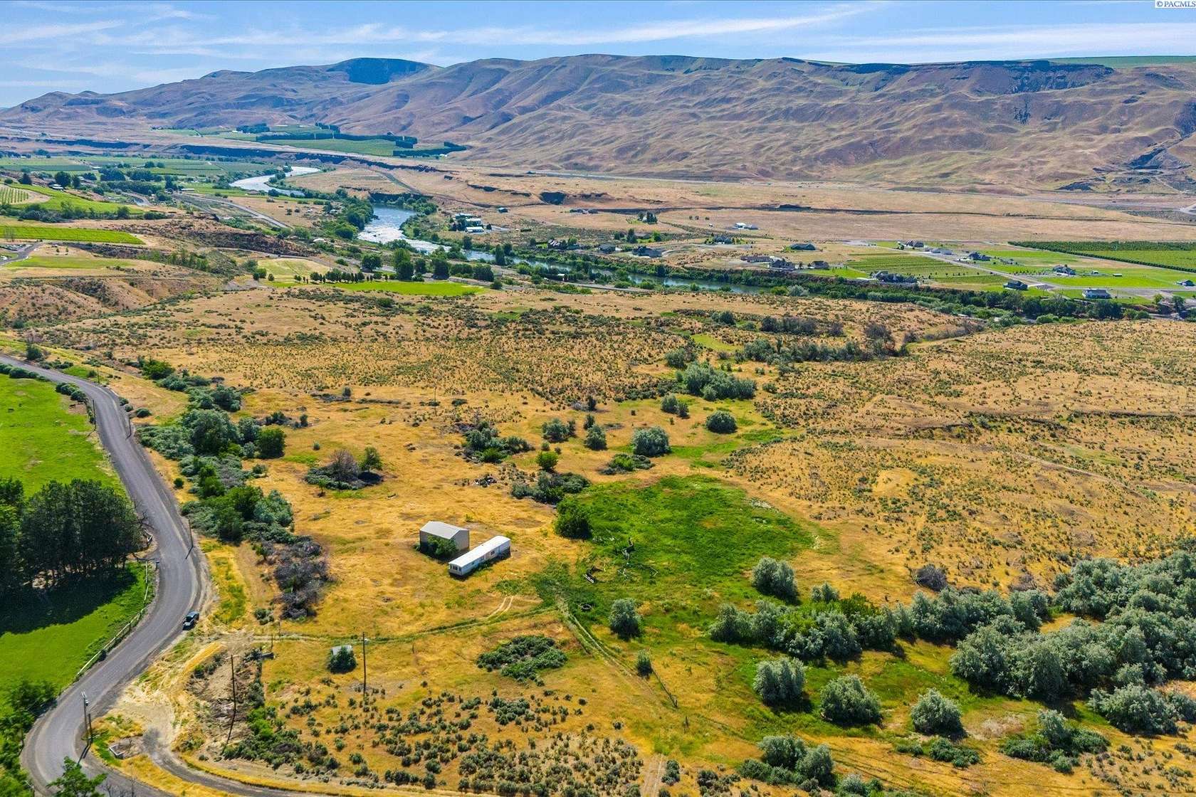 127 Acres of Agricultural Land for Sale in Prosser, Washington