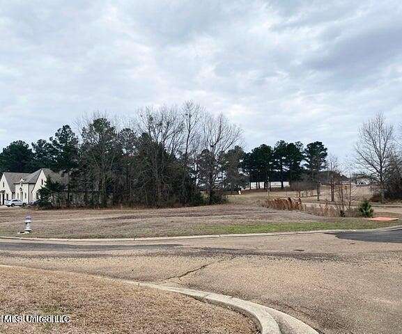 0.89 Acres of Commercial Land for Sale in Madison, Mississippi