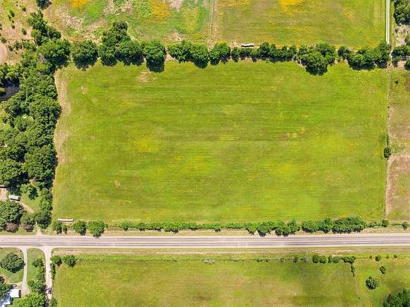 11 Acres of Land for Sale in Ravenna, Texas