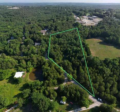 2.39 Acres of Residential Land for Auction in De Soto, Missouri
