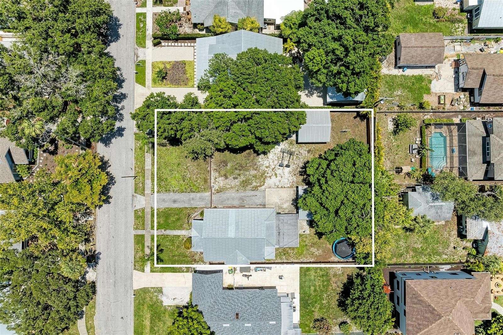0.33 Acres of Residential Land for Sale in Sarasota, Florida