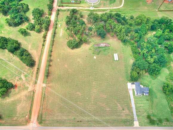 7.68 Acres of Residential Land for Sale in Piedmont, Oklahoma