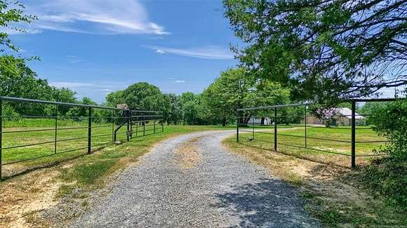 6 Acres of Residential Land with Home for Sale in Hendrix, Oklahoma