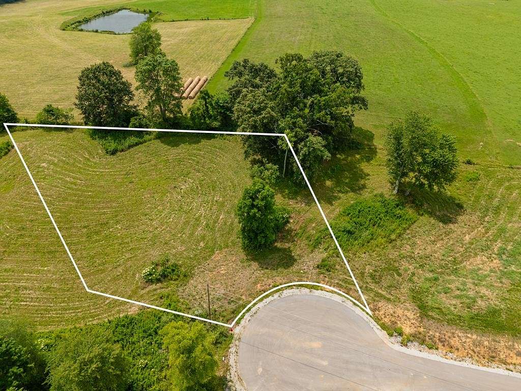 1.21 Acres of Residential Land for Sale in Cookeville, Tennessee