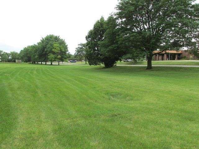 0.63 Acres of Commercial Land for Sale in Freeport, Illinois