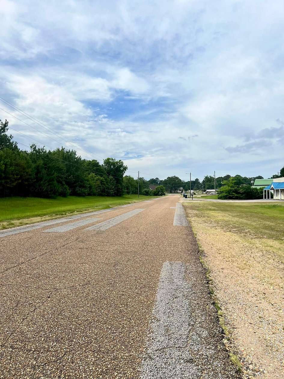 2.22 Acres of Commercial Land for Sale in Winfield, Alabama