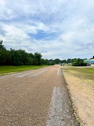 2.22 Acres of Commercial Land for Sale in Winfield, Alabama