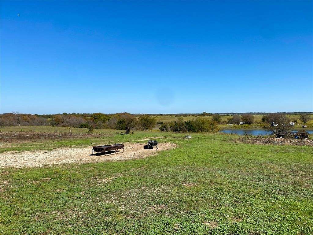 86 Acres of Agricultural Land for Sale in Rio Vista, Texas