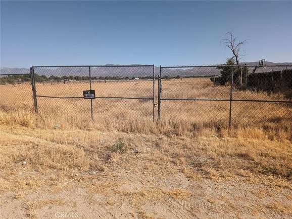 2.593 Acres of Land for Sale in Littlerock, California