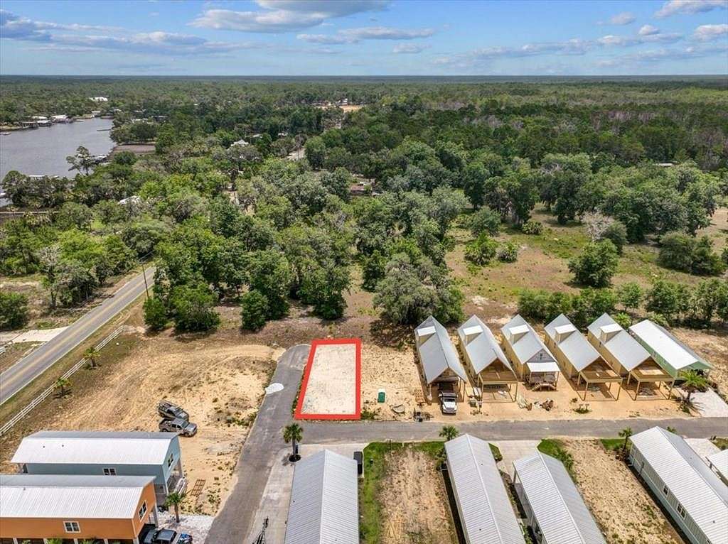 0.103 Acres of Residential Land for Sale in Steinhatchee, Florida