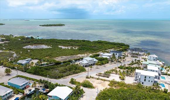 Residential Land for Sale in Cudjoe Key, Florida