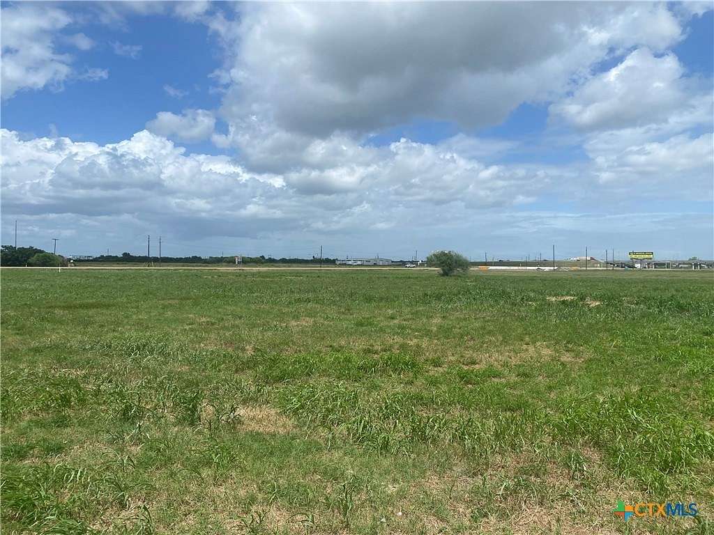 3.45 Acres of Commercial Land for Sale in Victoria, Texas