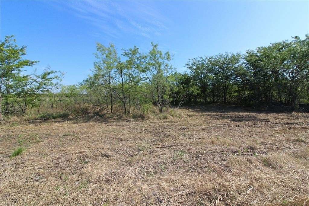 1.5 Acres of Residential Land for Sale in Kaufman, Texas
