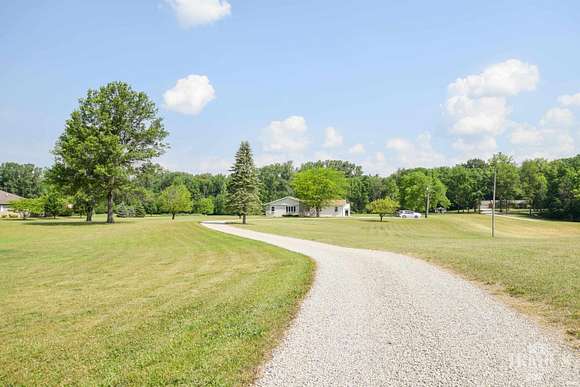 5.32 Acres of Residential Land with Home for Sale in Albany, Indiana