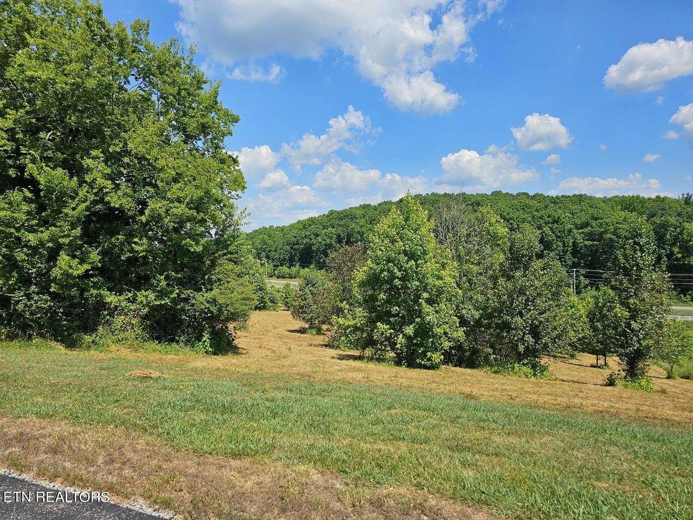 2.11 Acres of Residential Land for Sale in Rockwood, Tennessee