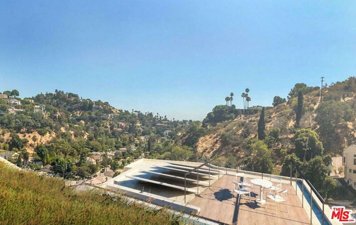 0.102 Acres of Residential Land for Sale in Los Angeles, California