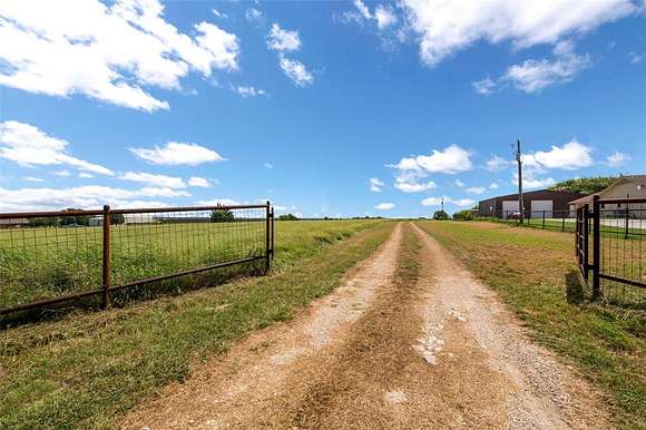 10.15 Acres of Recreational Land with Home for Sale in Lorena, Texas
