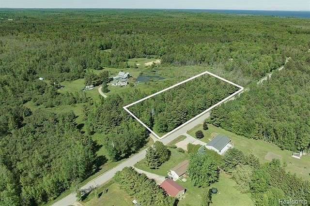2.23 Acres of Residential Land for Sale in Menominee, Michigan
