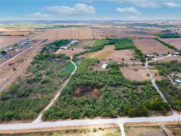 16.467 Acres of Agricultural Land for Sale in Marion, Texas