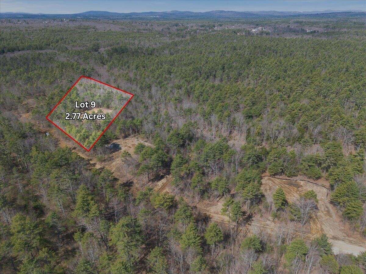 2.77 Acres of Residential Land with Home for Sale in Berwick, Maine