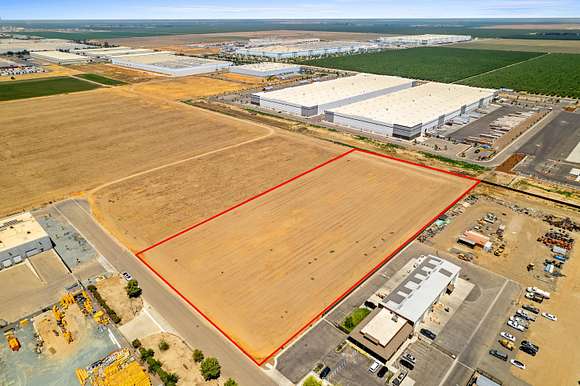 5 Acres of Commercial Land for Sale in Visalia, California