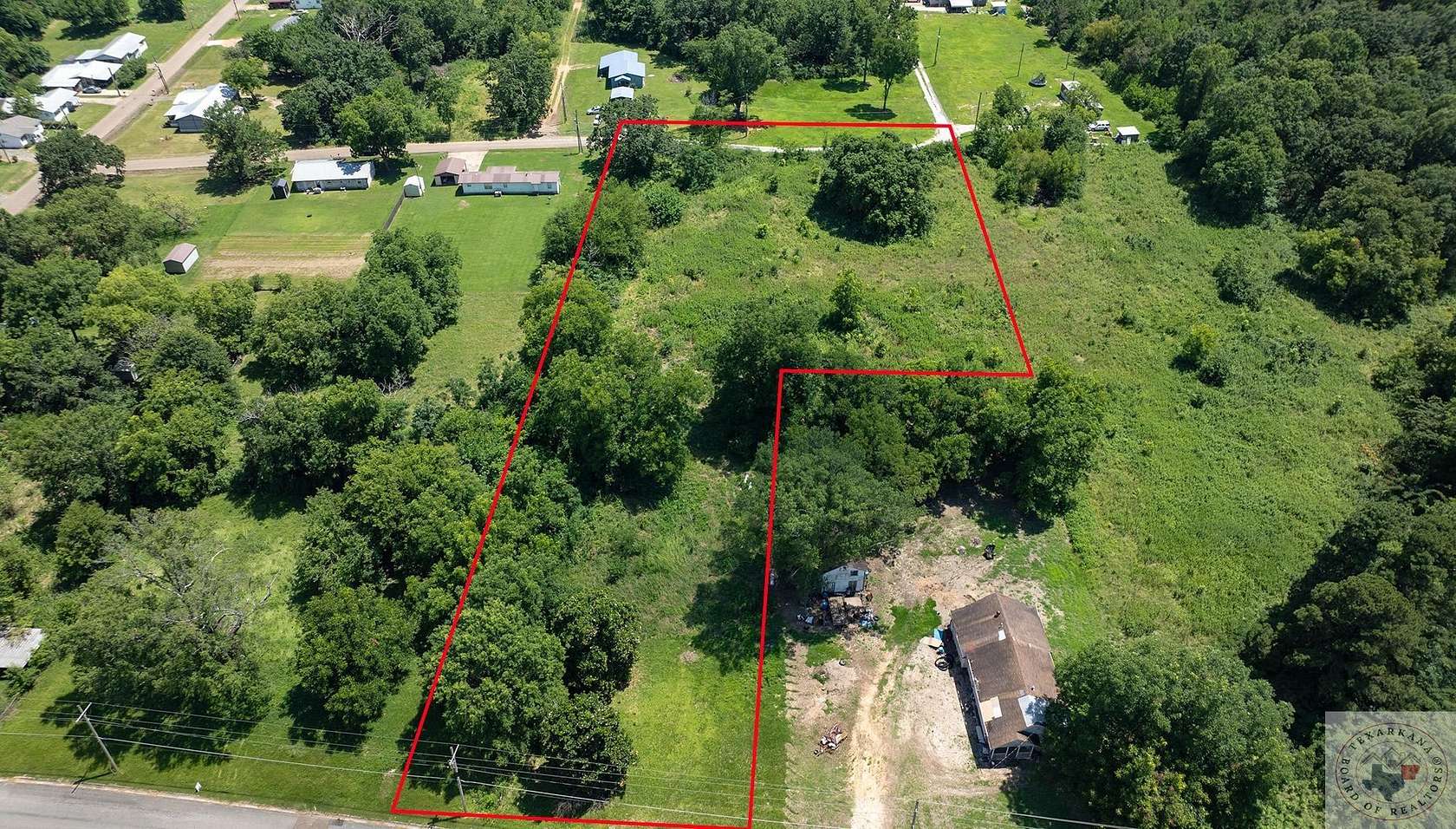 2.25 Acres of Land for Sale in New Boston, Texas