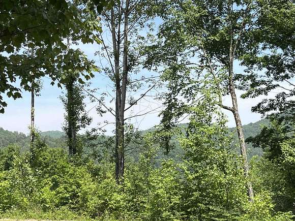 9.91 Acres of Residential Land for Sale in Chester, Vermont