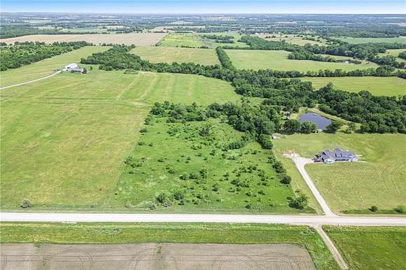 15.07 Acres of Land for Sale in Baldwin City, Kansas